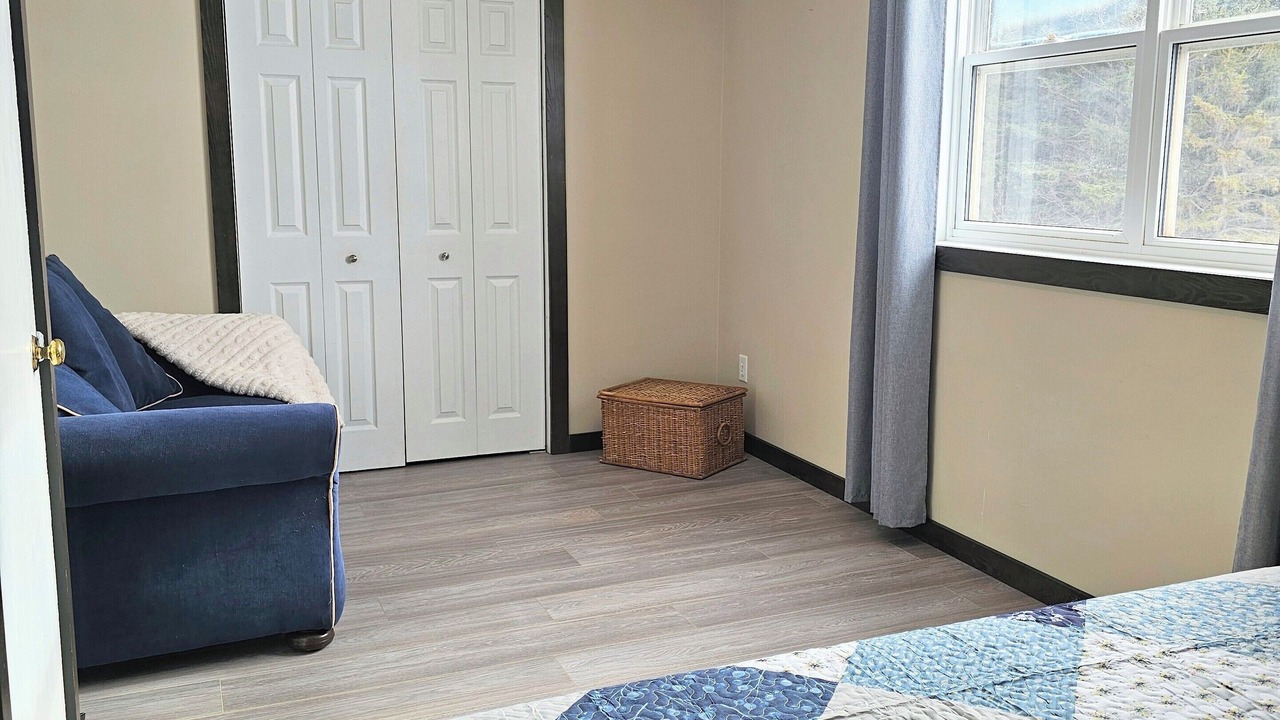 Photo of Bedroom in Nail Pond