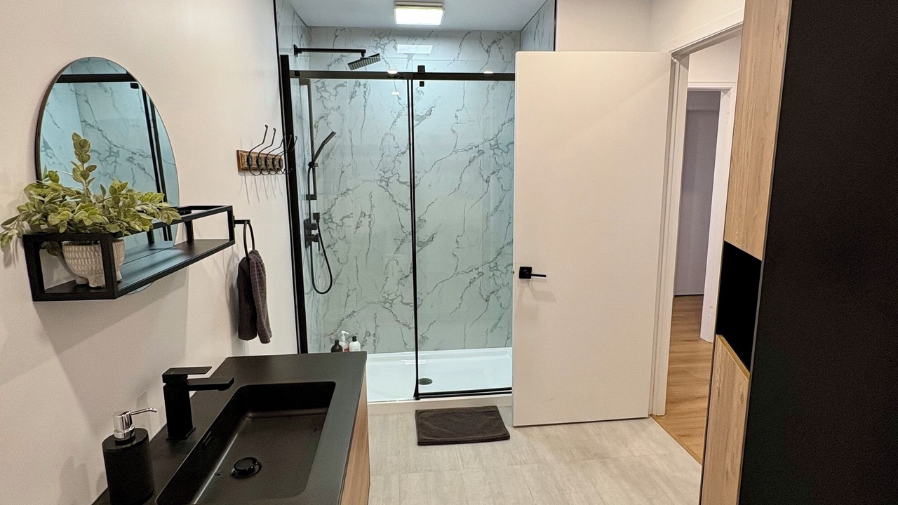 Photo of Bathroom in Chateau-Richer