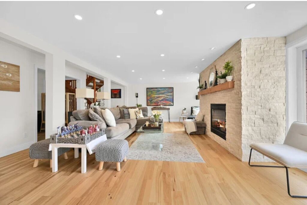 Photo of Livingroom in Paris