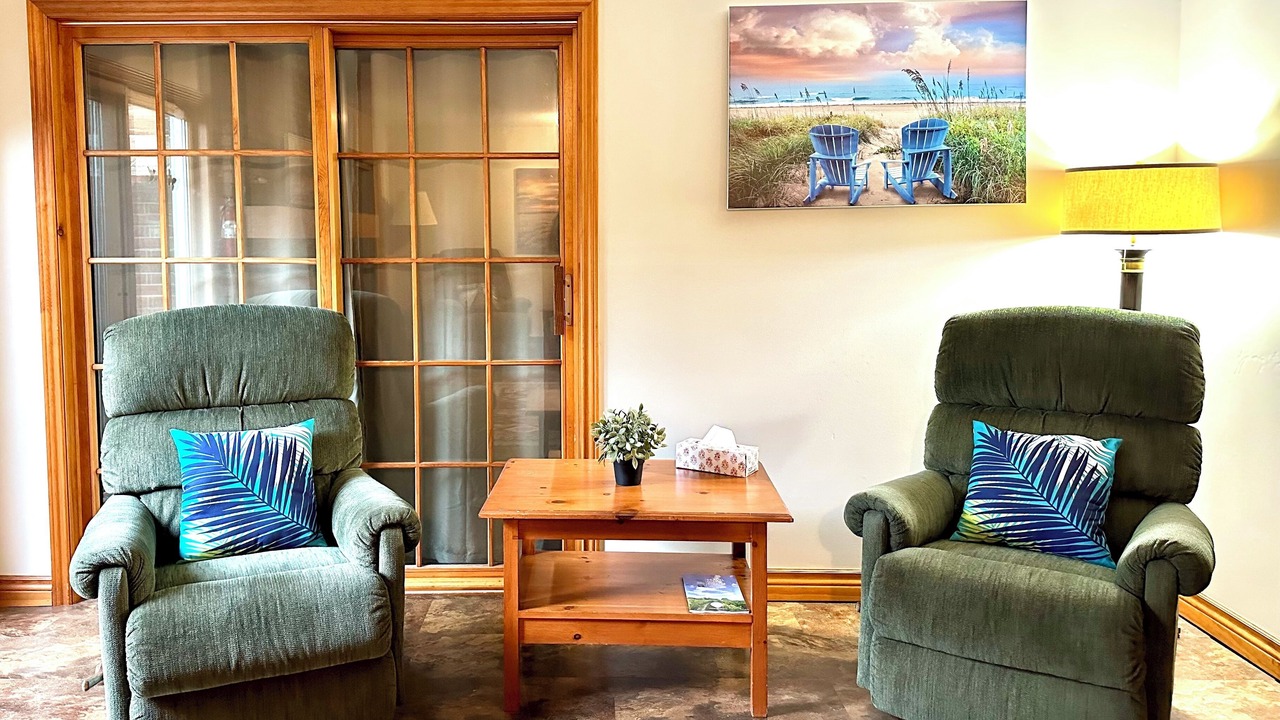 Photo of Livingroom in Grand Bend