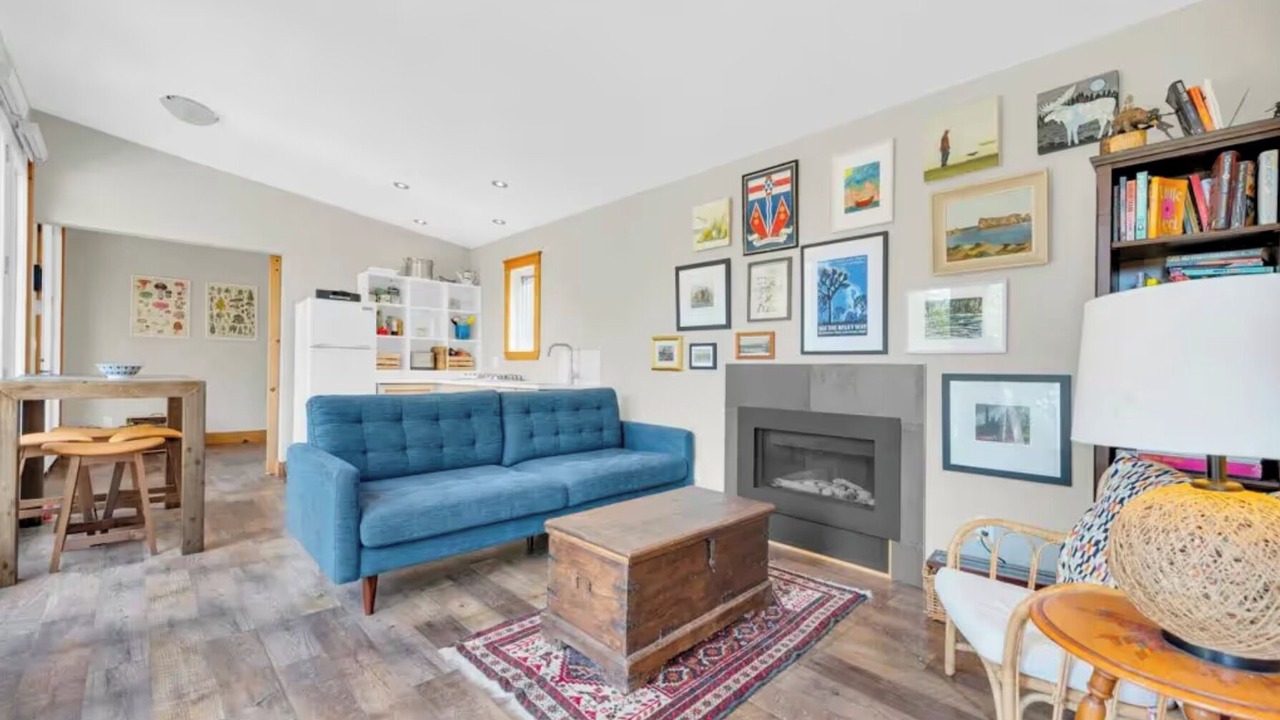 Photo of Livingroom in North Frontenac