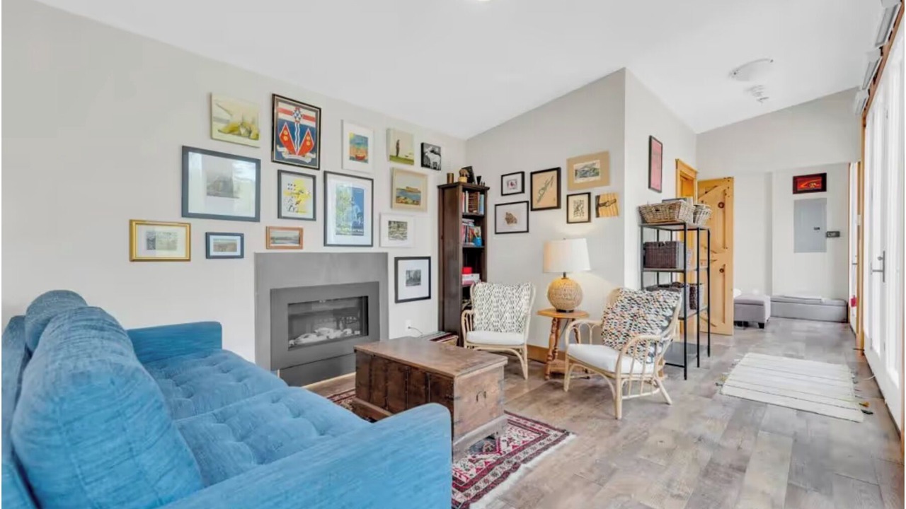 Photo of Livingroom in North Frontenac
