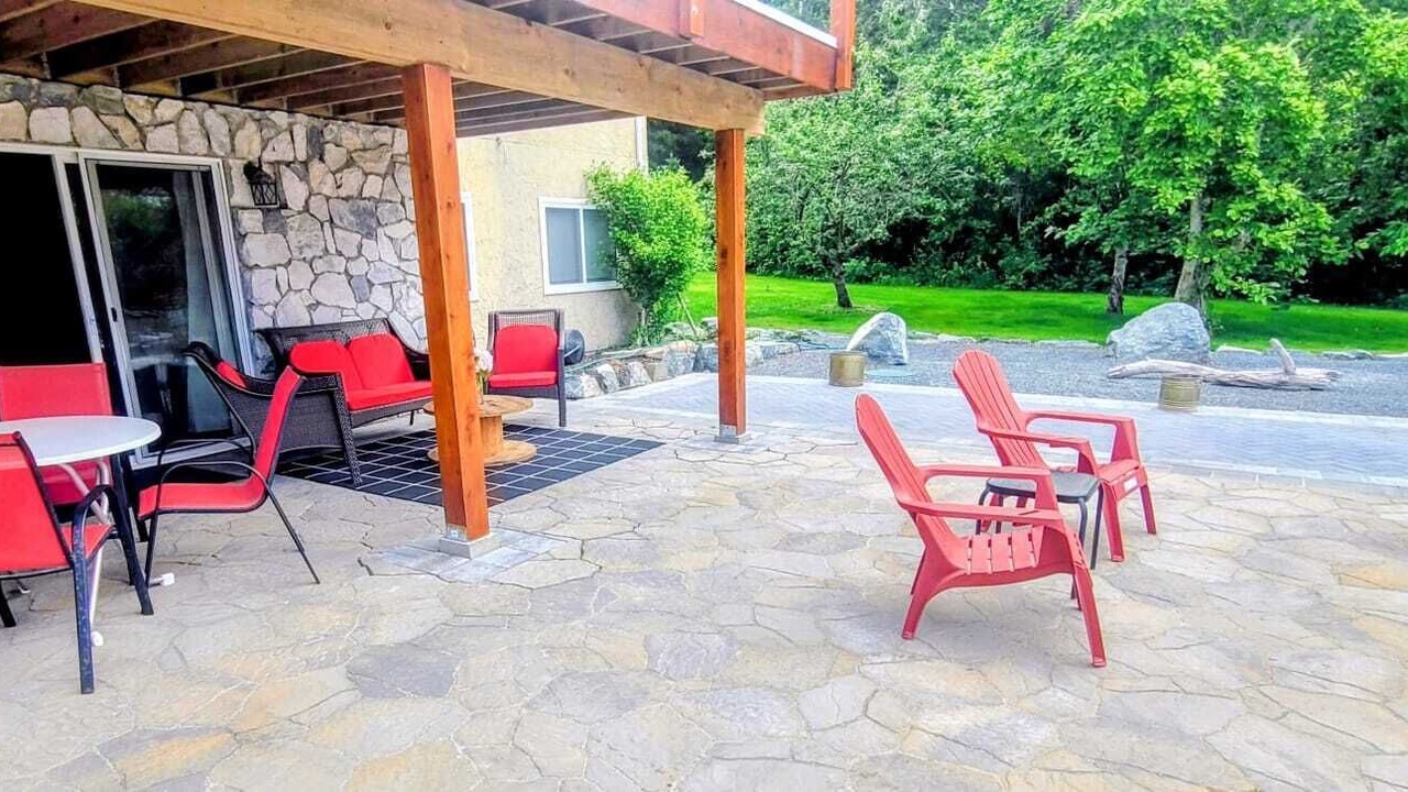 Photo of Outdoor in Brew Bay