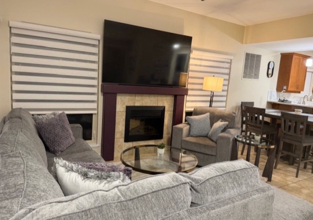 Photo of Livingroom in Okanagan-Similkameen