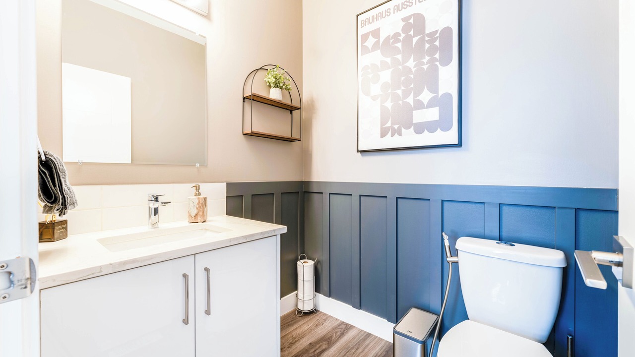 Photo of Bathroom in Forest Lawn