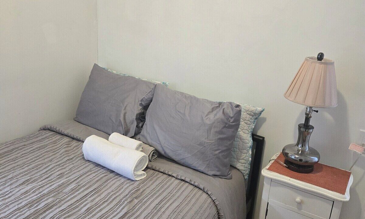 Photo of Bedroom in Sandy Hill