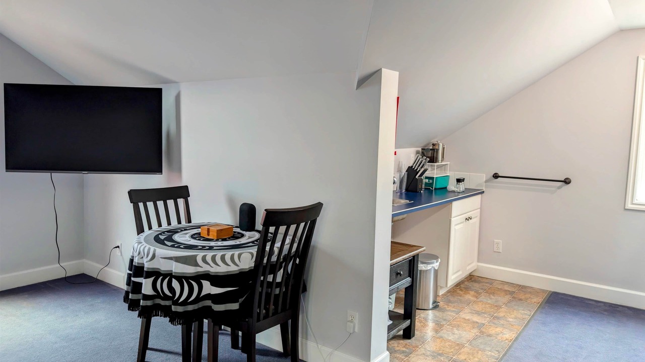 Photo of Bedroom in Alert Bay