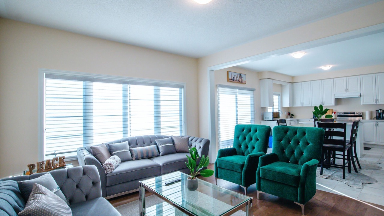 Photo of Livingroom in Barrie