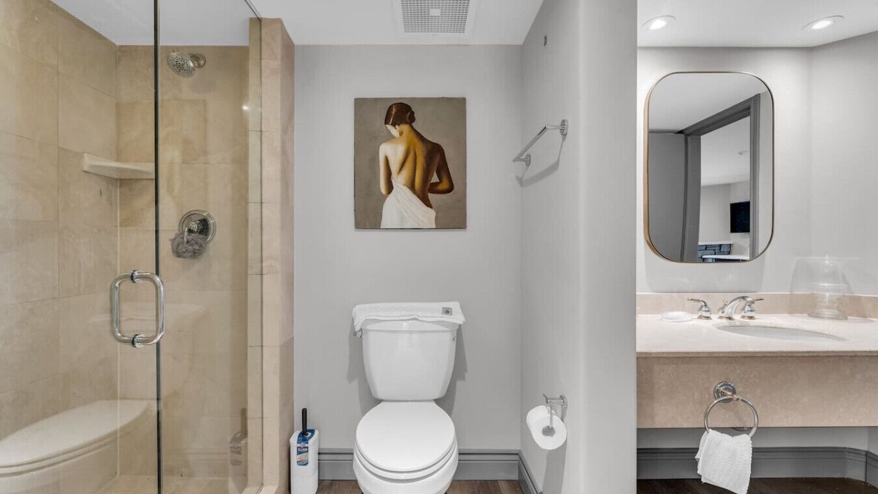 Photo of Bathroom in Oro-Medonte