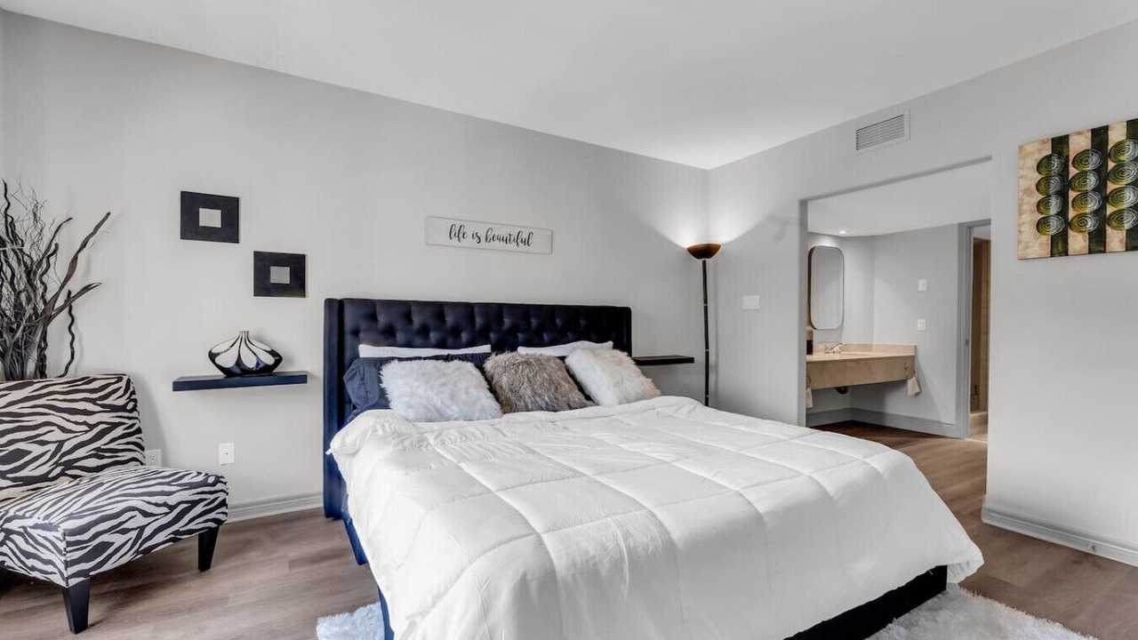 Photo of Bedroom in Oro-Medonte