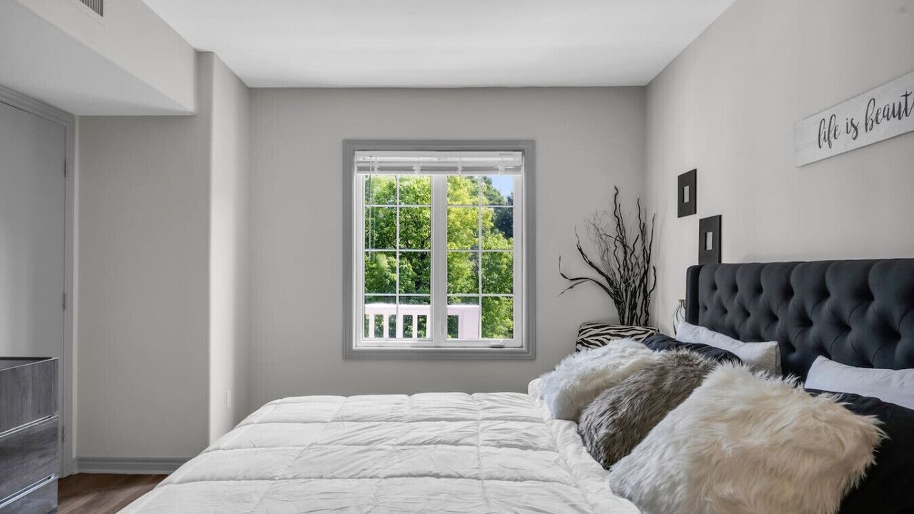 Photo of Bedroom in Oro-Medonte
