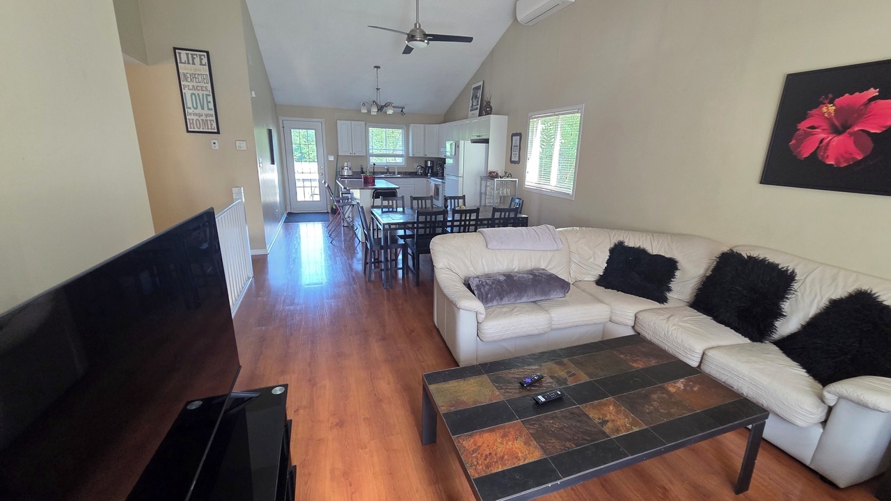 Photo of Livingroom in Collingwood