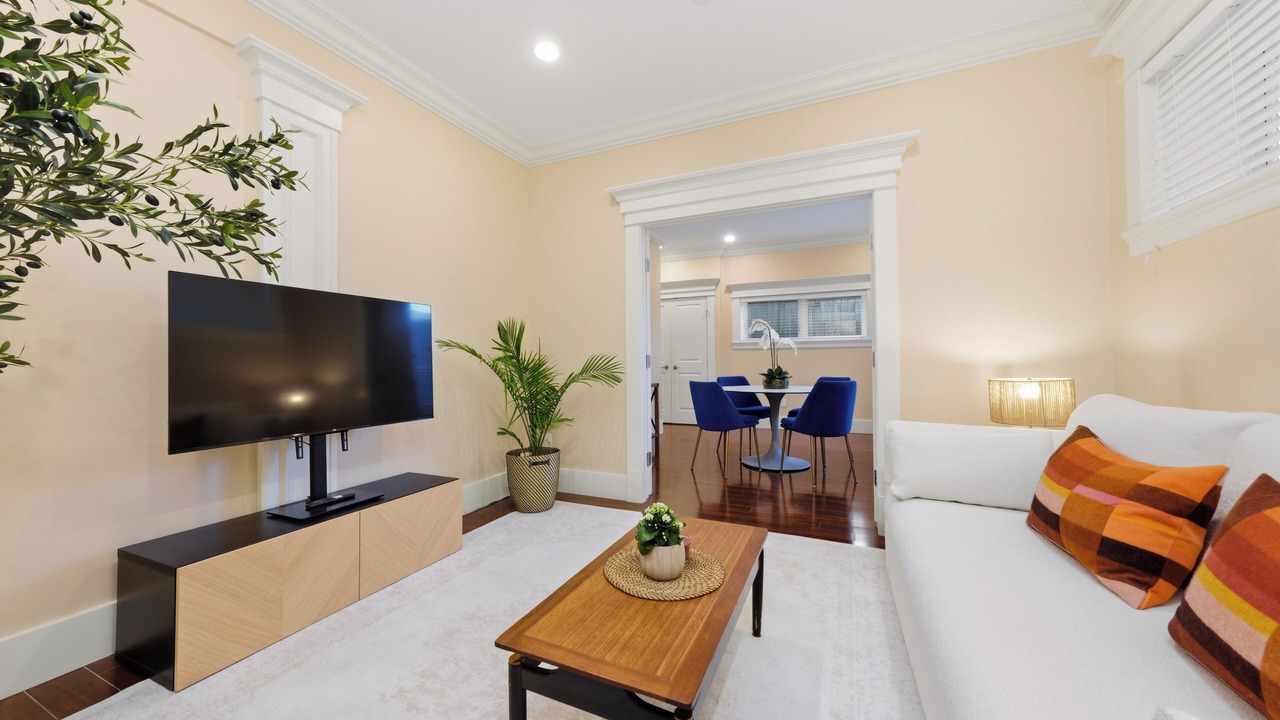 Photo of Livingroom in Shaughnessy