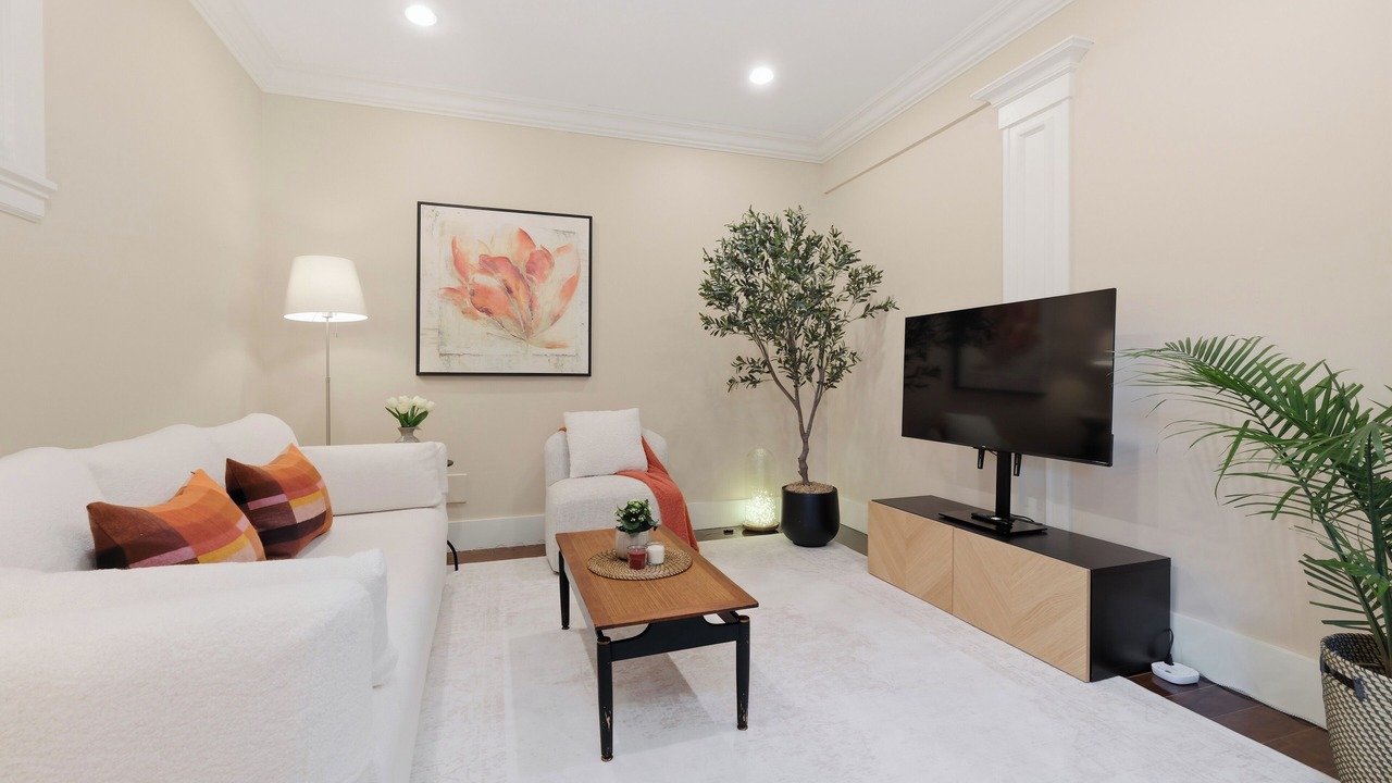 Photo of Livingroom in Shaughnessy