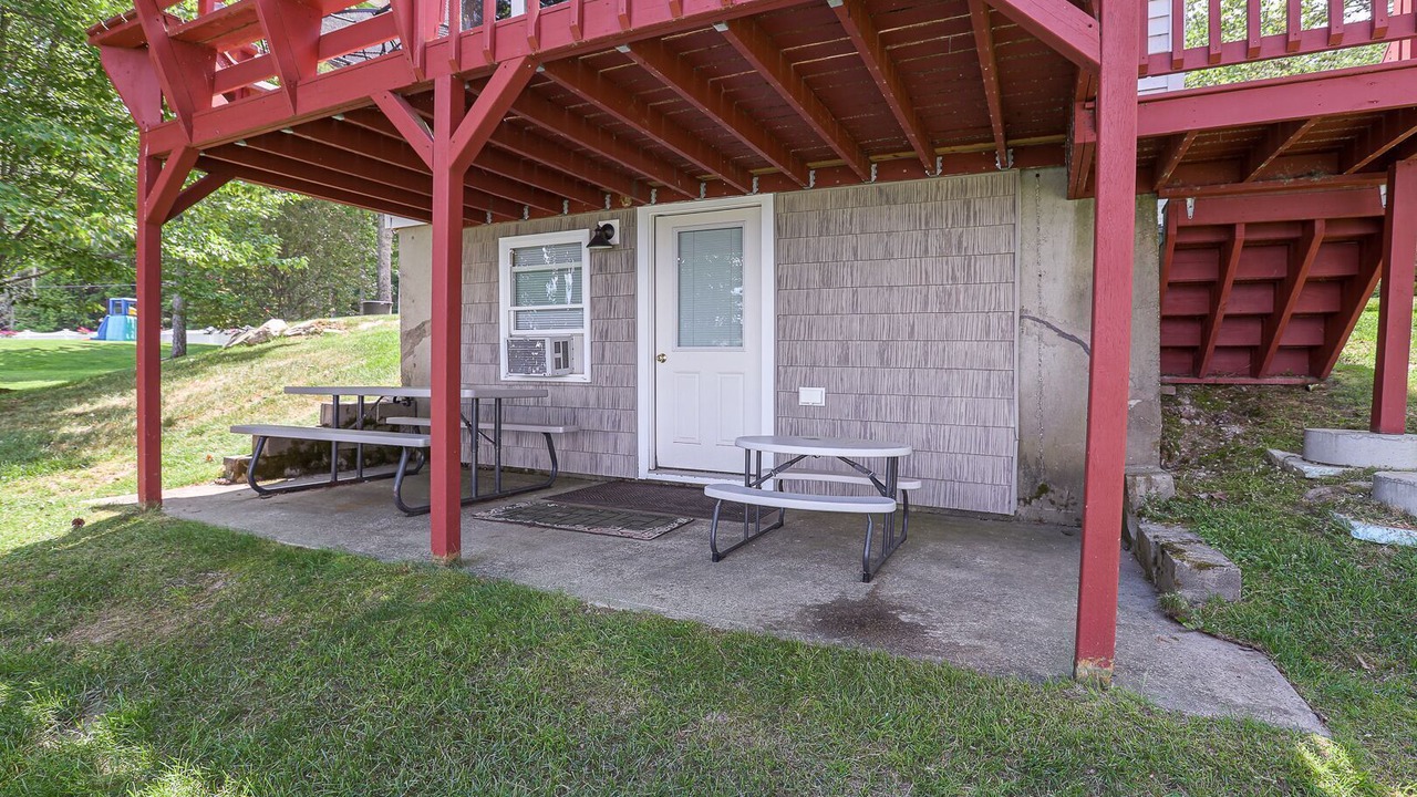 Photo of Outdoor in Eddington