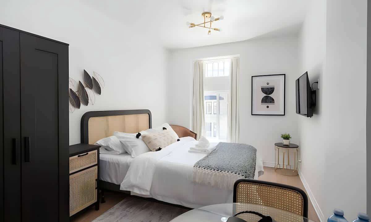 Photo of Bedroom in Downtown Montreal