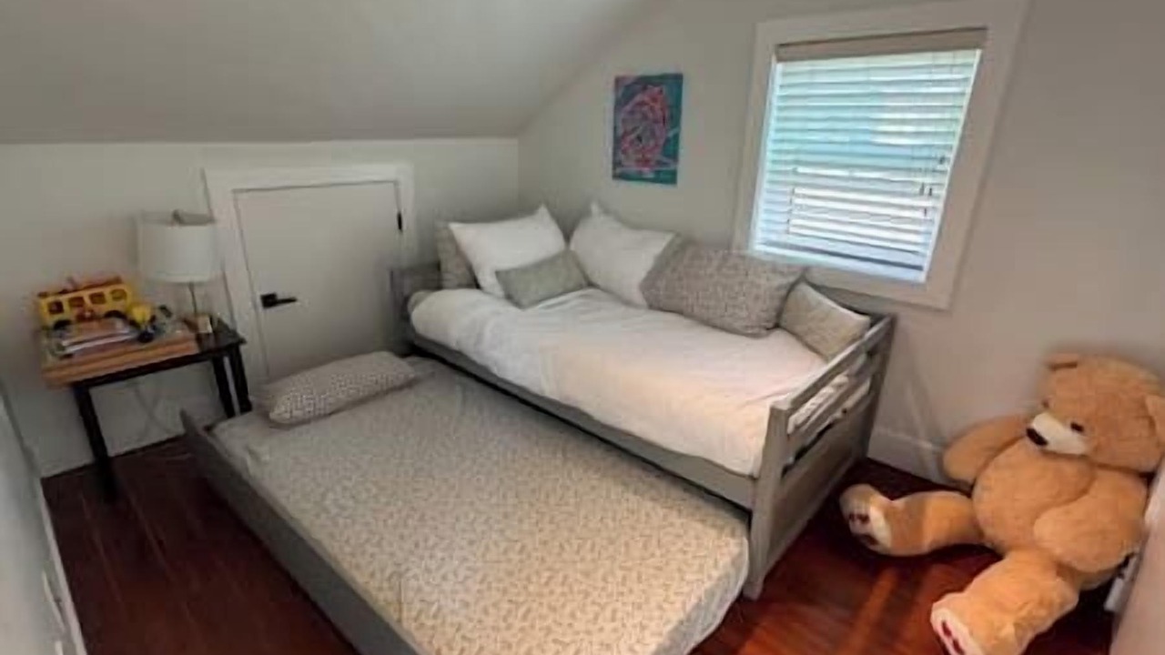 Photo of Bedroom in Fraserview