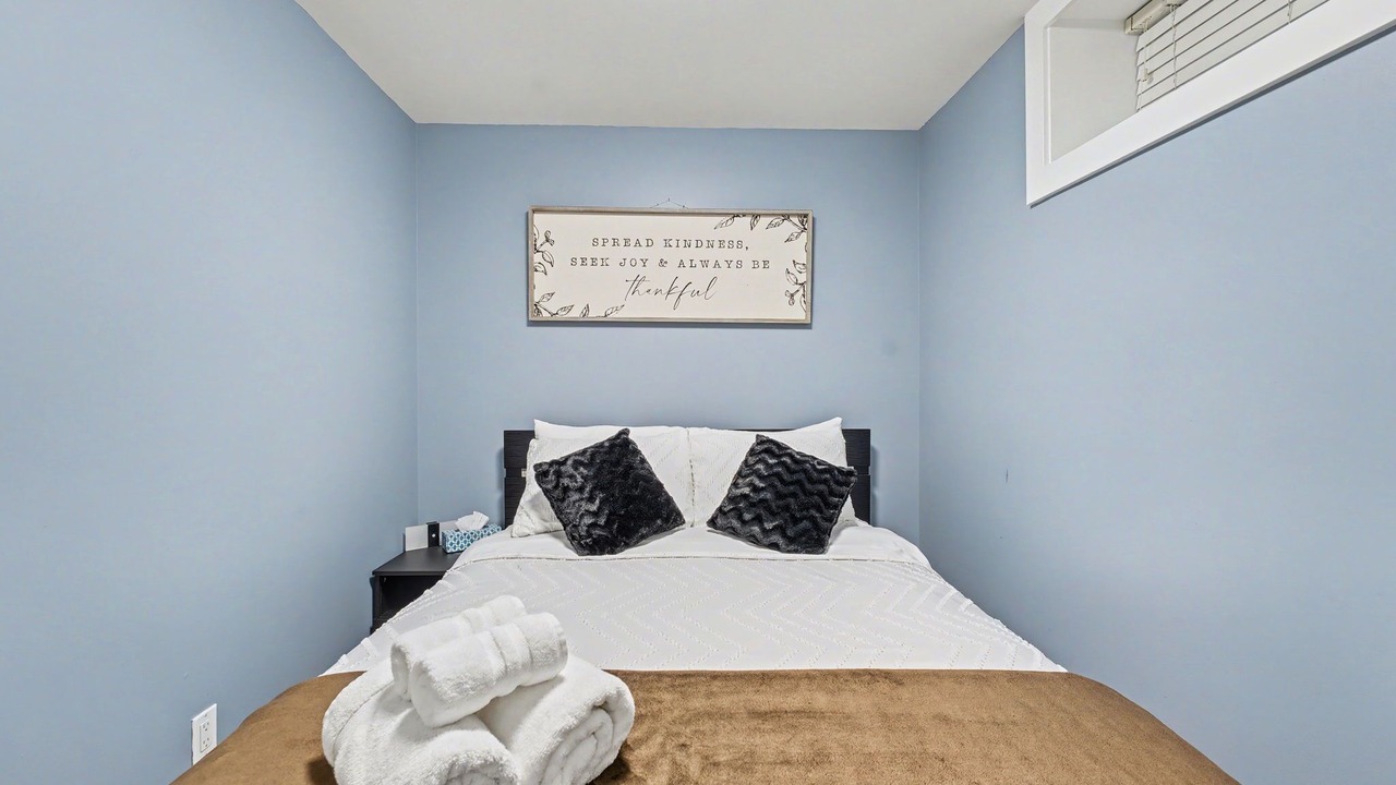 Photo of Bedroom in East Side