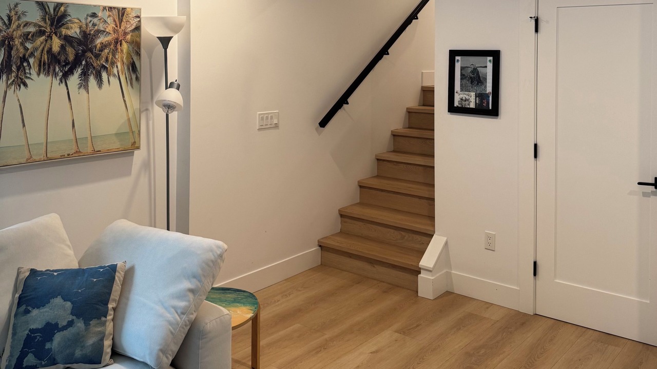 Photo of Livingroom in Deep Cove