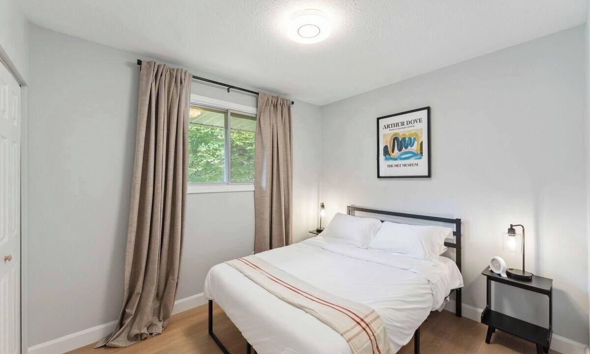 Photo of Bedroom in Ottawa Division