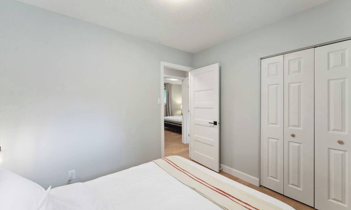 Photo of Bedroom in Ottawa Division