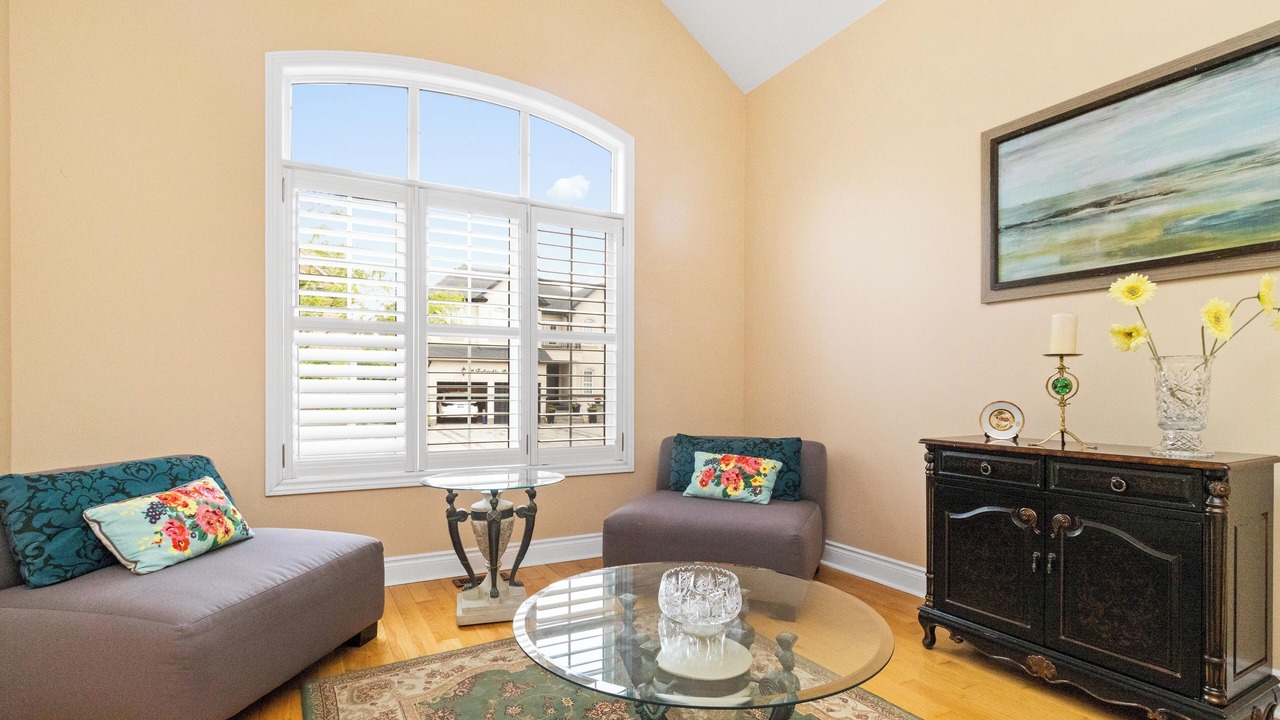 Photo of Livingroom in Brampton