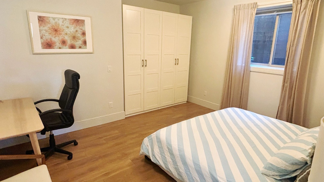 Photo of Bedroom in Hollyburn