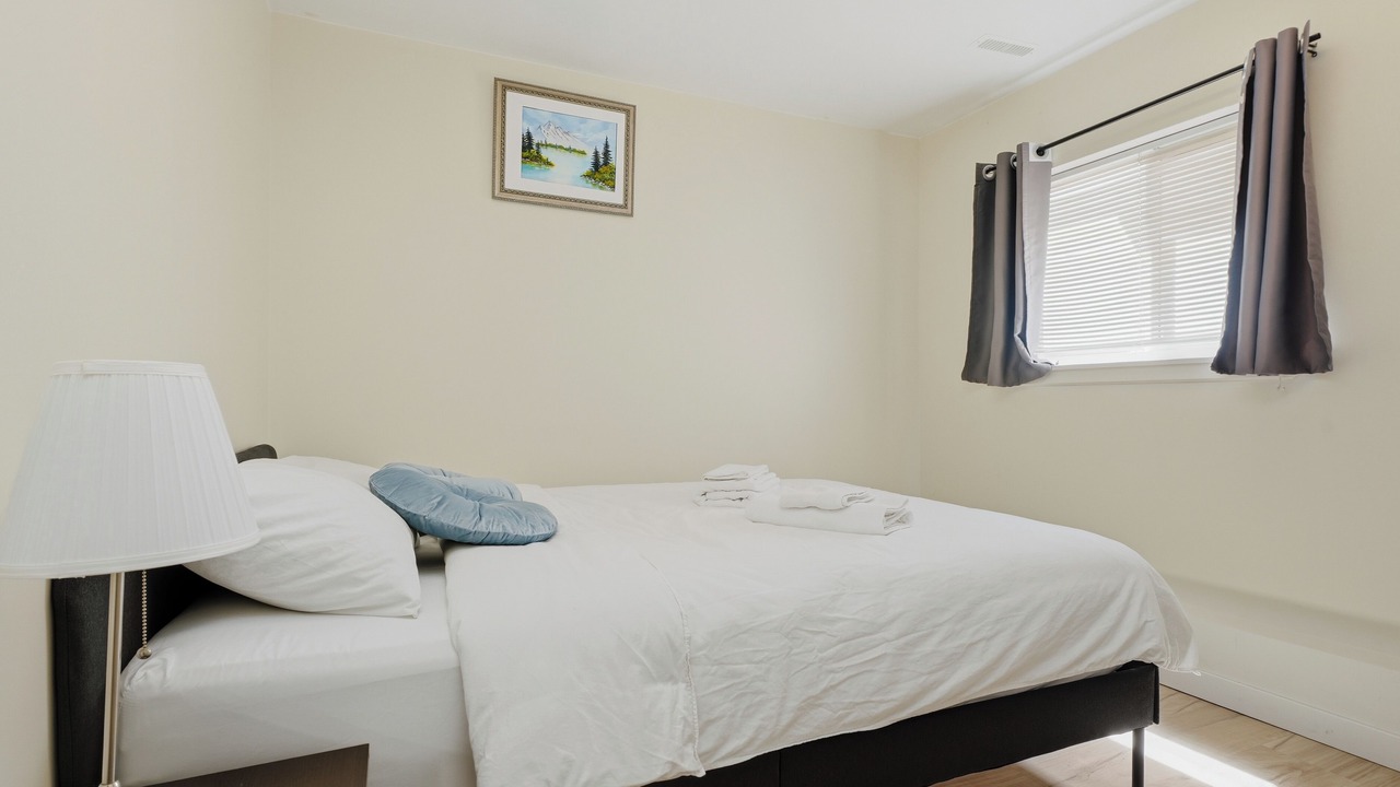 Photo of Bedroom in South Surrey