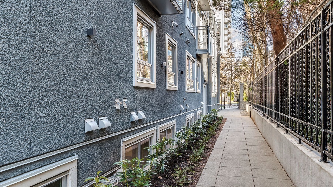 Photo of Outdoor in West End