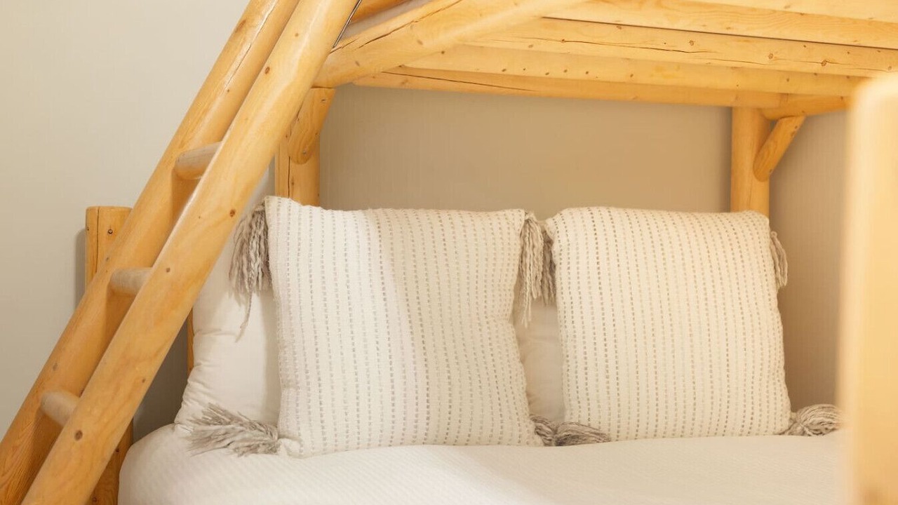 Photo of Bedroom in Village North