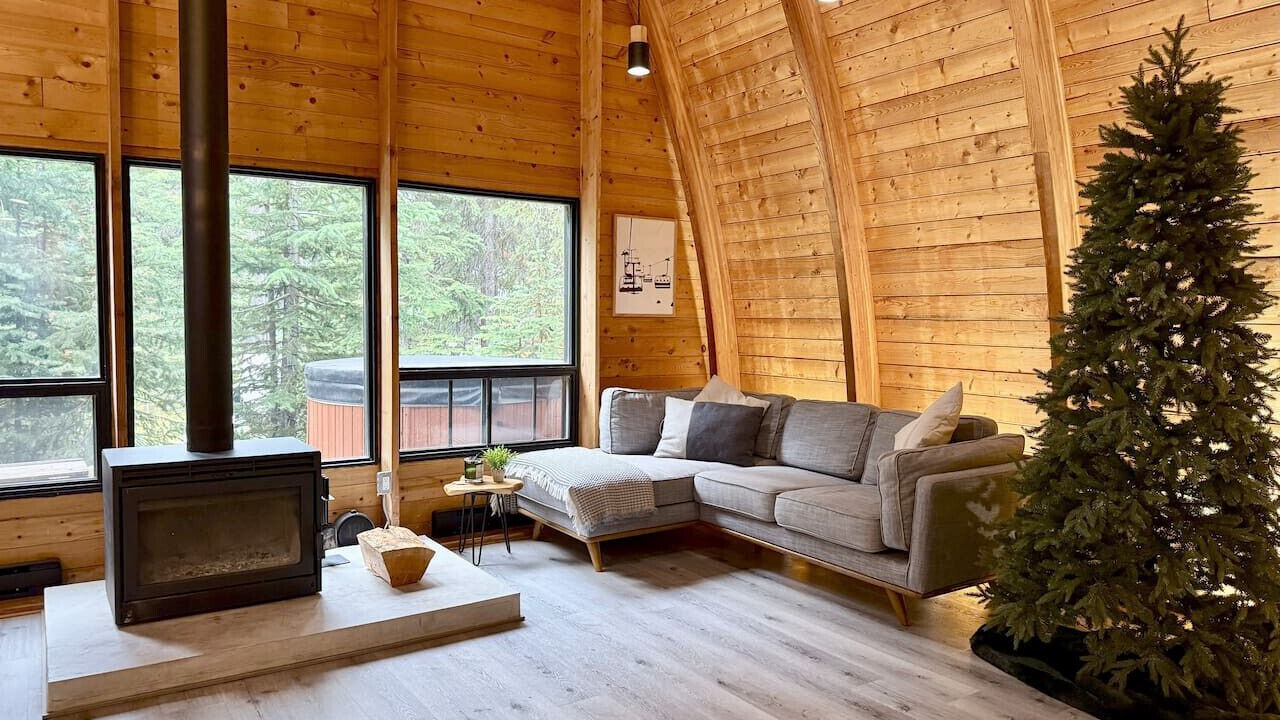 Photo of Livingroom in Okanagan-Similkameen