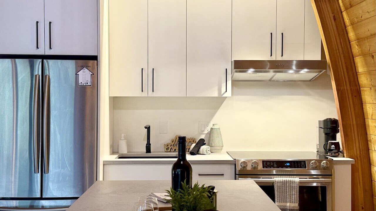 Photo of Kitchen in Okanagan-Similkameen
