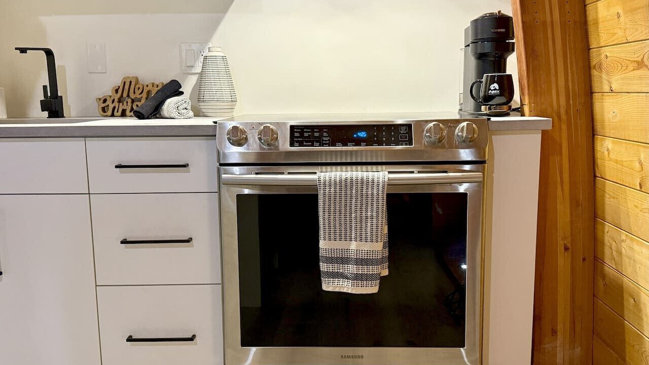 Photo of Kitchen in Okanagan-Similkameen