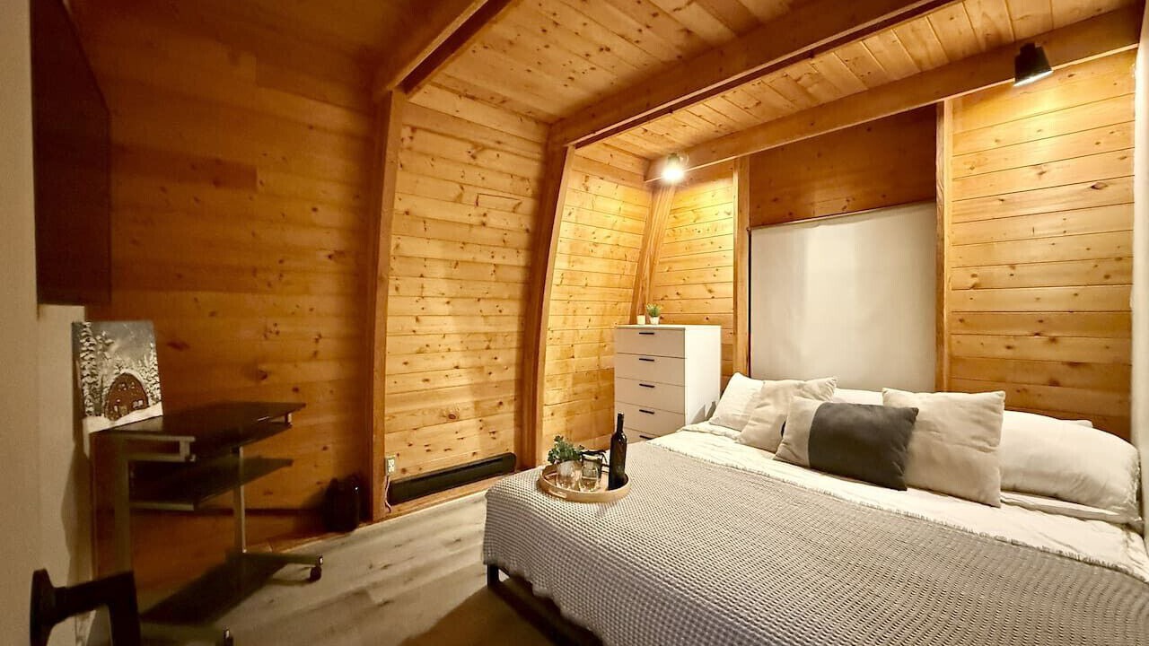 Photo of Bedroom in Okanagan-Similkameen