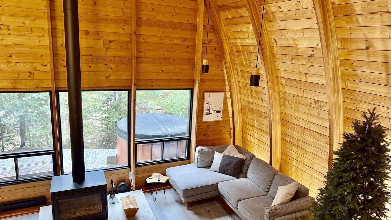 Photo of Livingroom in Okanagan-Similkameen
