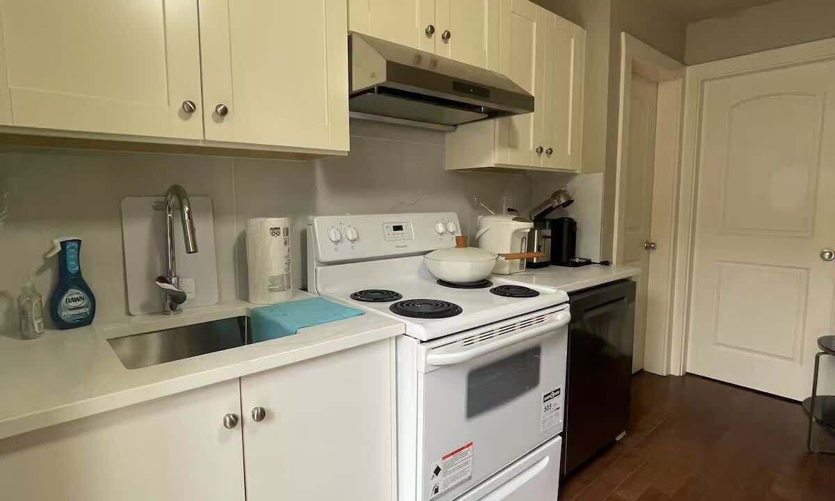 Photo of Kitchen in Marpole