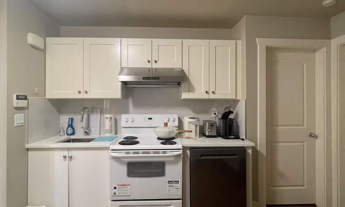Photo of Kitchen in Marpole