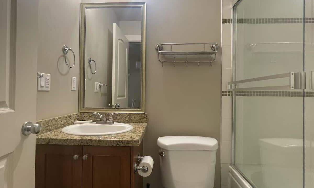 Photo of Bathroom in Marpole