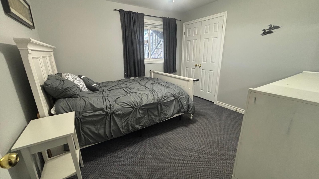 Photo of Bedroom in Bracebridge