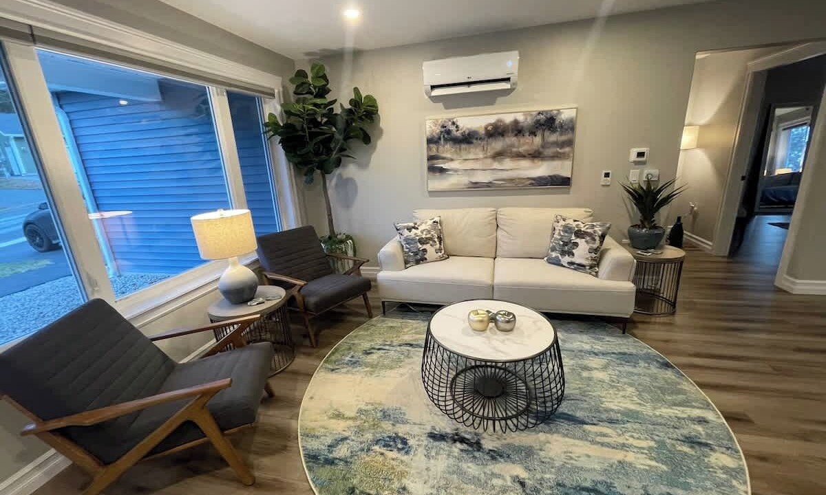 Photo of Livingroom in Bridgewater