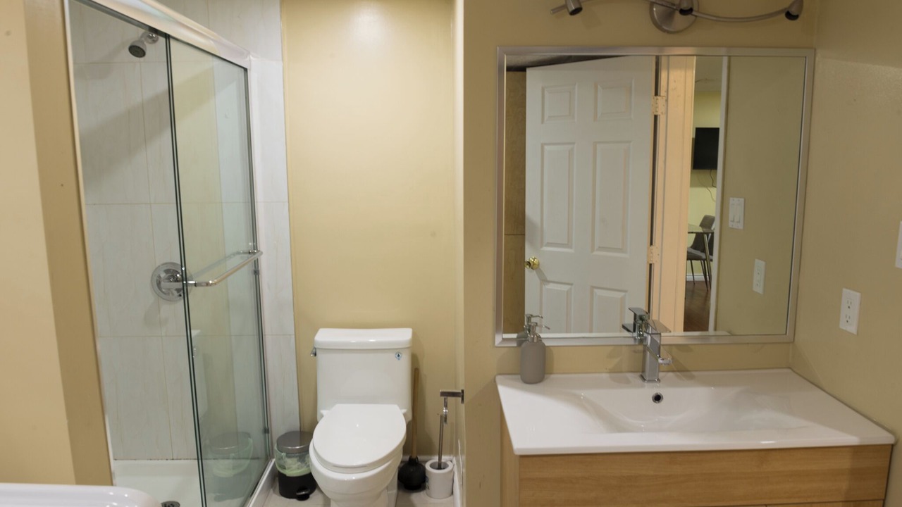 Photo of Bathroom in Killarney