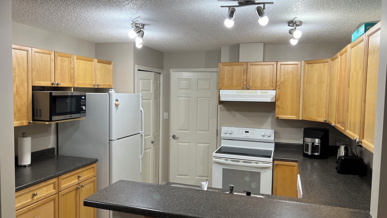 Photo of Kitchen in Southeast Edmonton