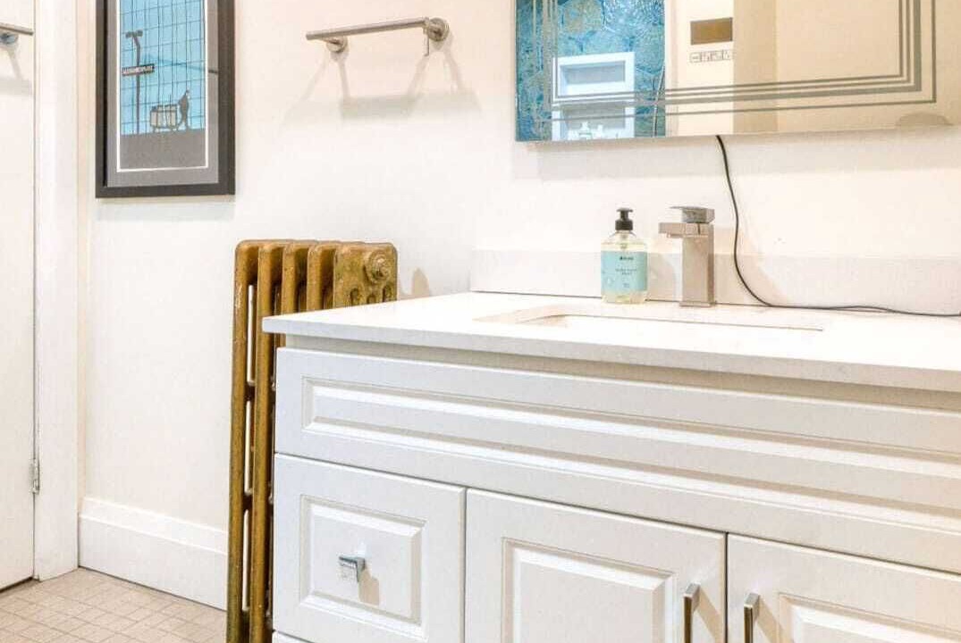 Photo of Bathroom in Roncesvalles Village
