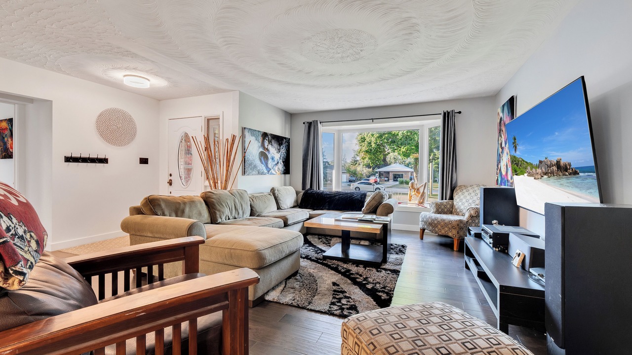 Photo of Livingroom in Campbellford