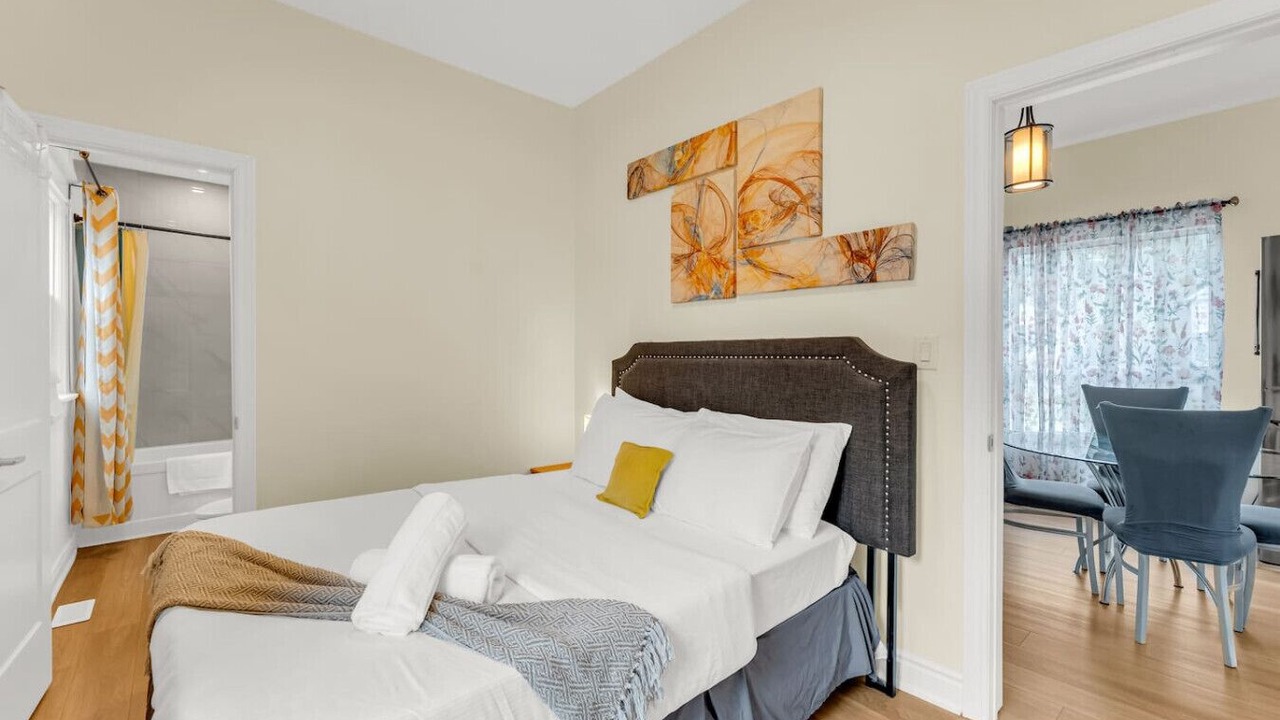 Photo of Bedroom in Niagara Falls