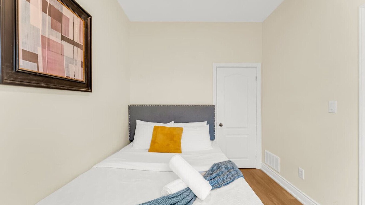 Photo of Bedroom in Niagara Falls