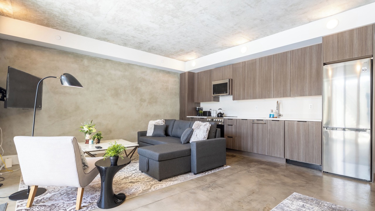 Photo of Livingroom in West Vancouver