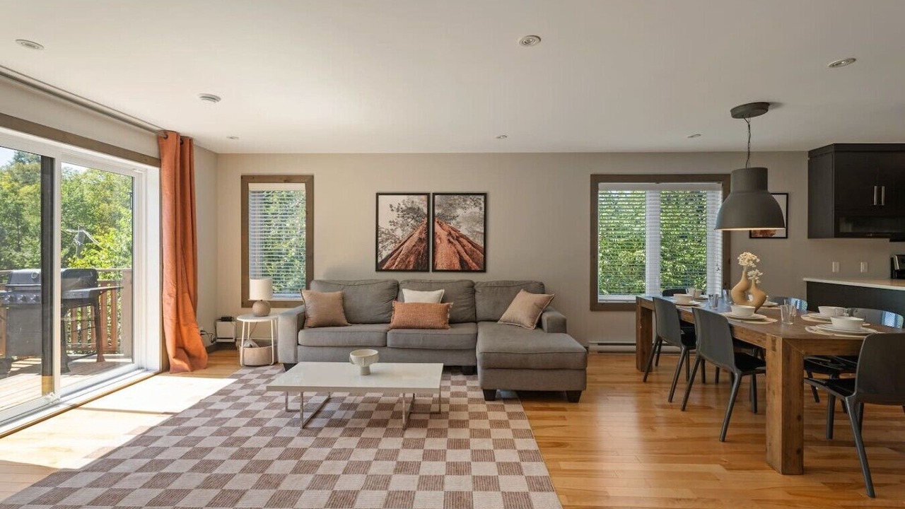 Photo of Livingroom in Saint-Faustin-Lac-Carre