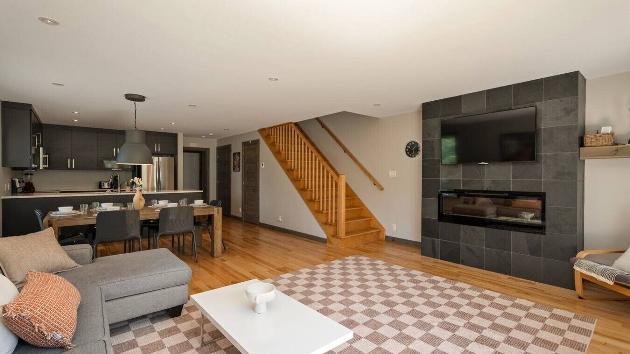 Photo of Livingroom in Saint-Faustin-Lac-Carre