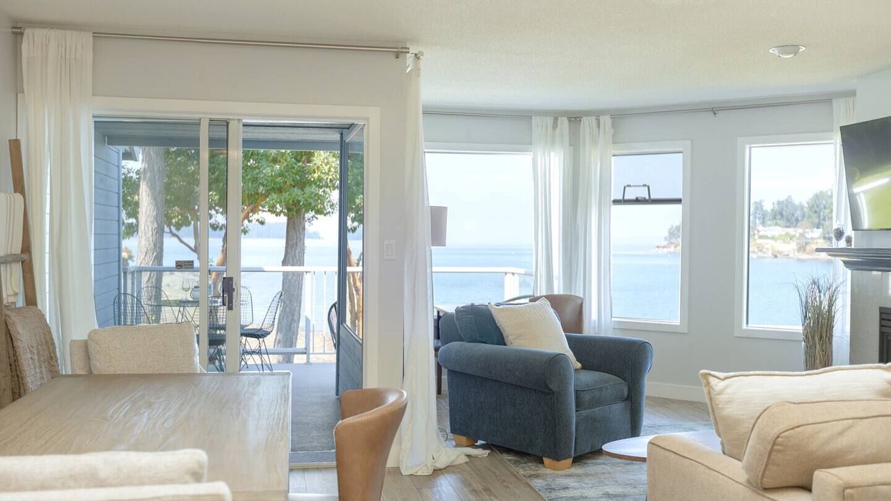 Photo of Livingroom in Regional District of Nanaimo